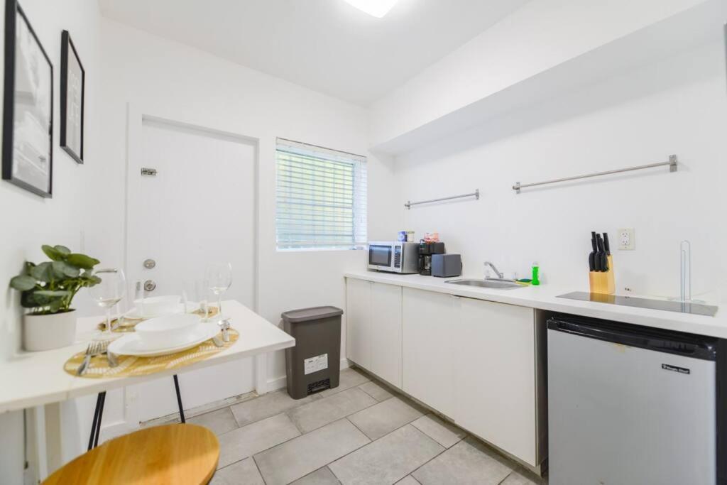 Fabulous Studio 15 Min From The Beach ไมอามี ภายนอก รูปภาพ
